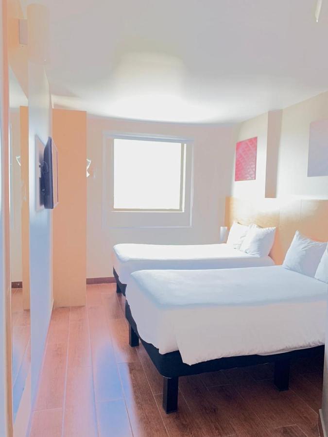 Ibis Cancun Centro Экстерьер фото