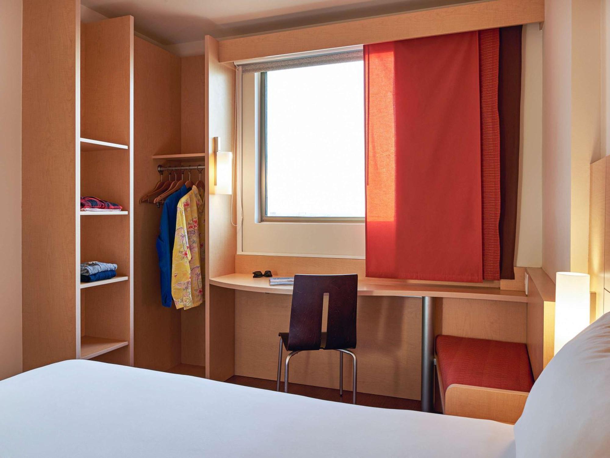 Ibis Cancun Centro Экстерьер фото